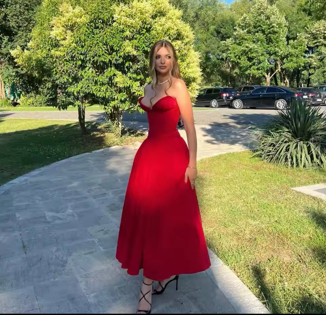 VALÉRIA—CORSET MIDI DRESS