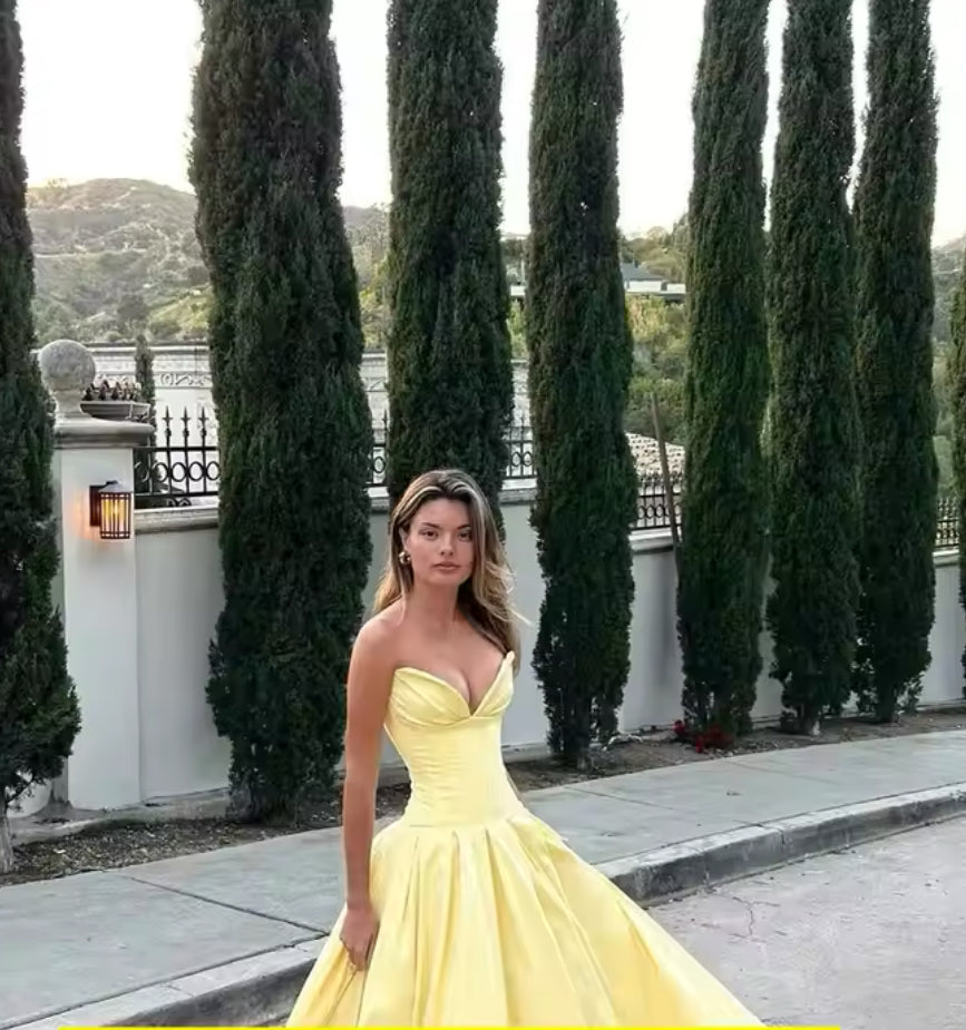 VALÉRIA—CORSET MIDI DRESS